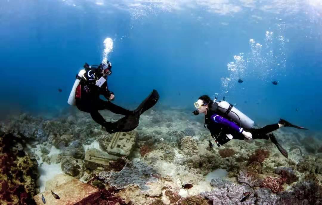 悬崖跳水运动